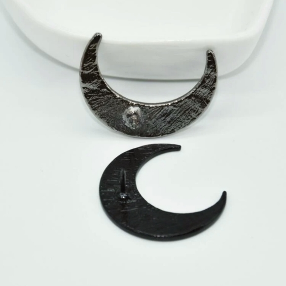 CRESCENT MOON | Orange & Black Enamel Lapel Pin - Picture 2 of 4